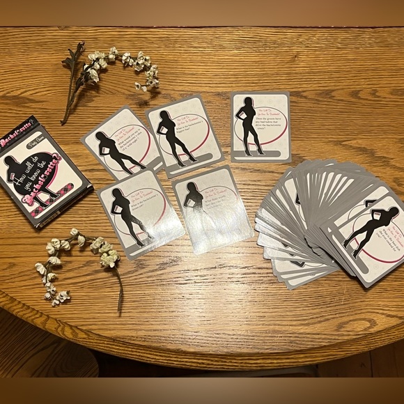 BRIDAL SHOWER GAME LOT (3) Games + Confetti 💗 - Picture 5 of 9